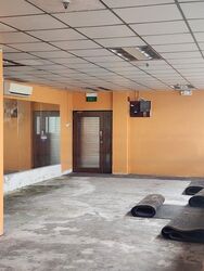 Upper Serangoon Shopping Centre (D19), Retail #455150931